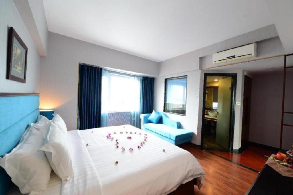 Hanoi Antique Legend Hotel Екстер'єр фото